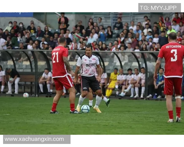 刘宇钊足球明星崛起之路揭秘他如何成为新一代球场传奇 刘宇钊足球明星崛起之路揭秘他如何成为新一代球场传奇